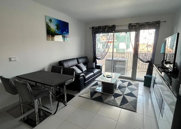 Apartament T3 *